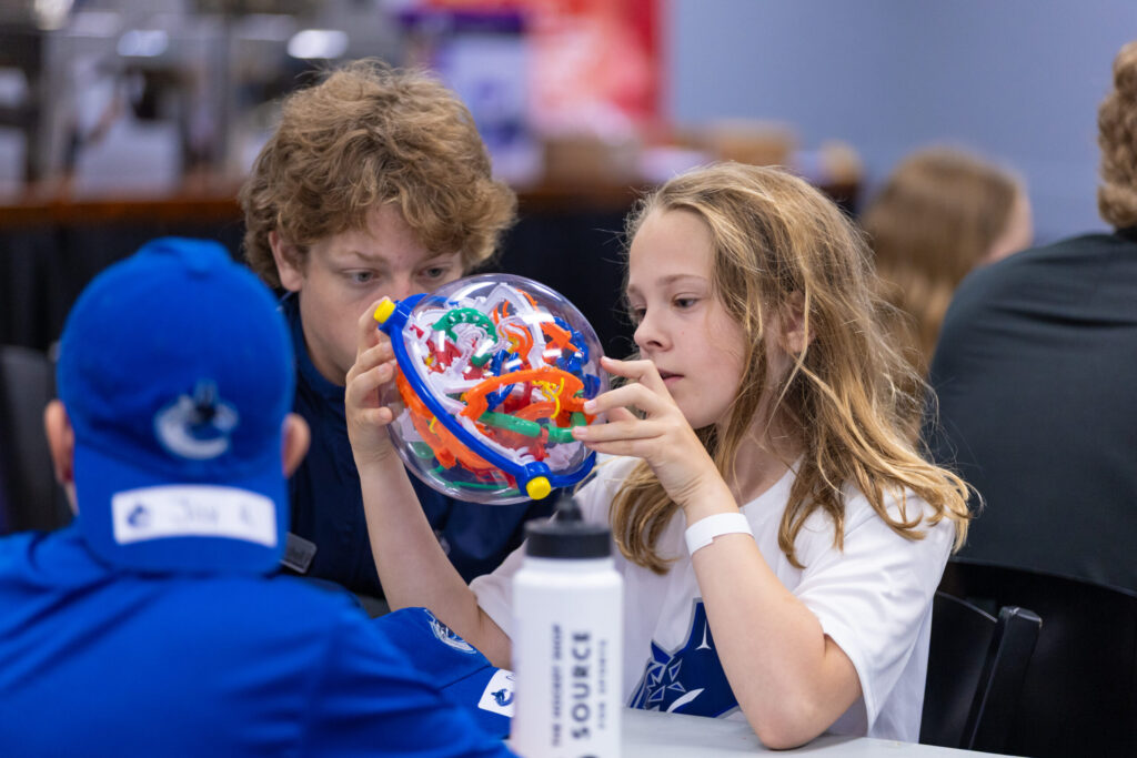 Team building with puzzle ball